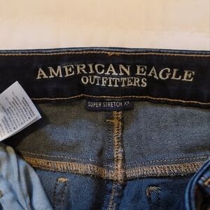 American Eagle Skinny Blue Jeans